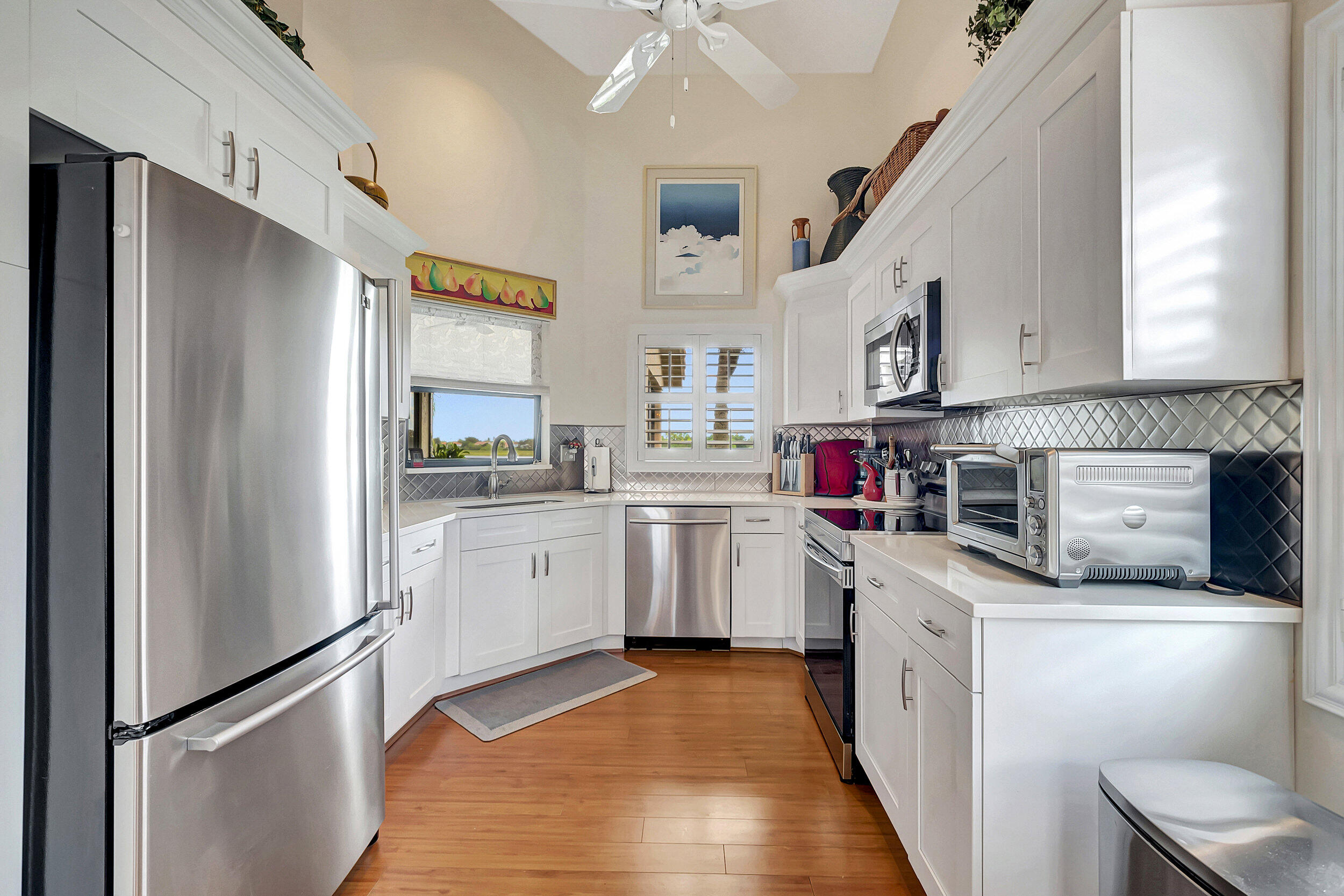 10890 Lakemore Lane, Unit 202 Boca Raton, FL 33498 - Photo 7 of 49 DSC_2012