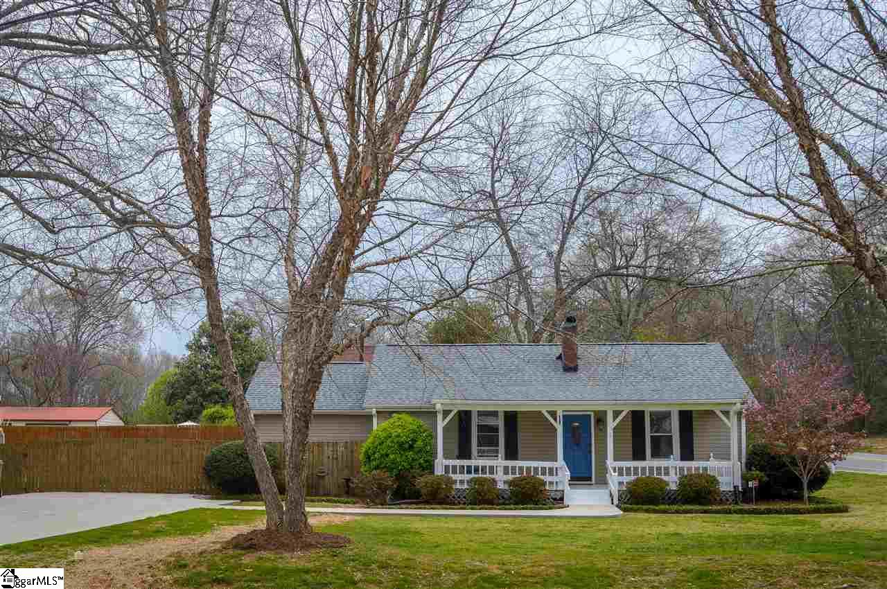 401 Hellams Street Fountain Inn, SC 29644 - Photo 1 of 19 Gallery Image 1