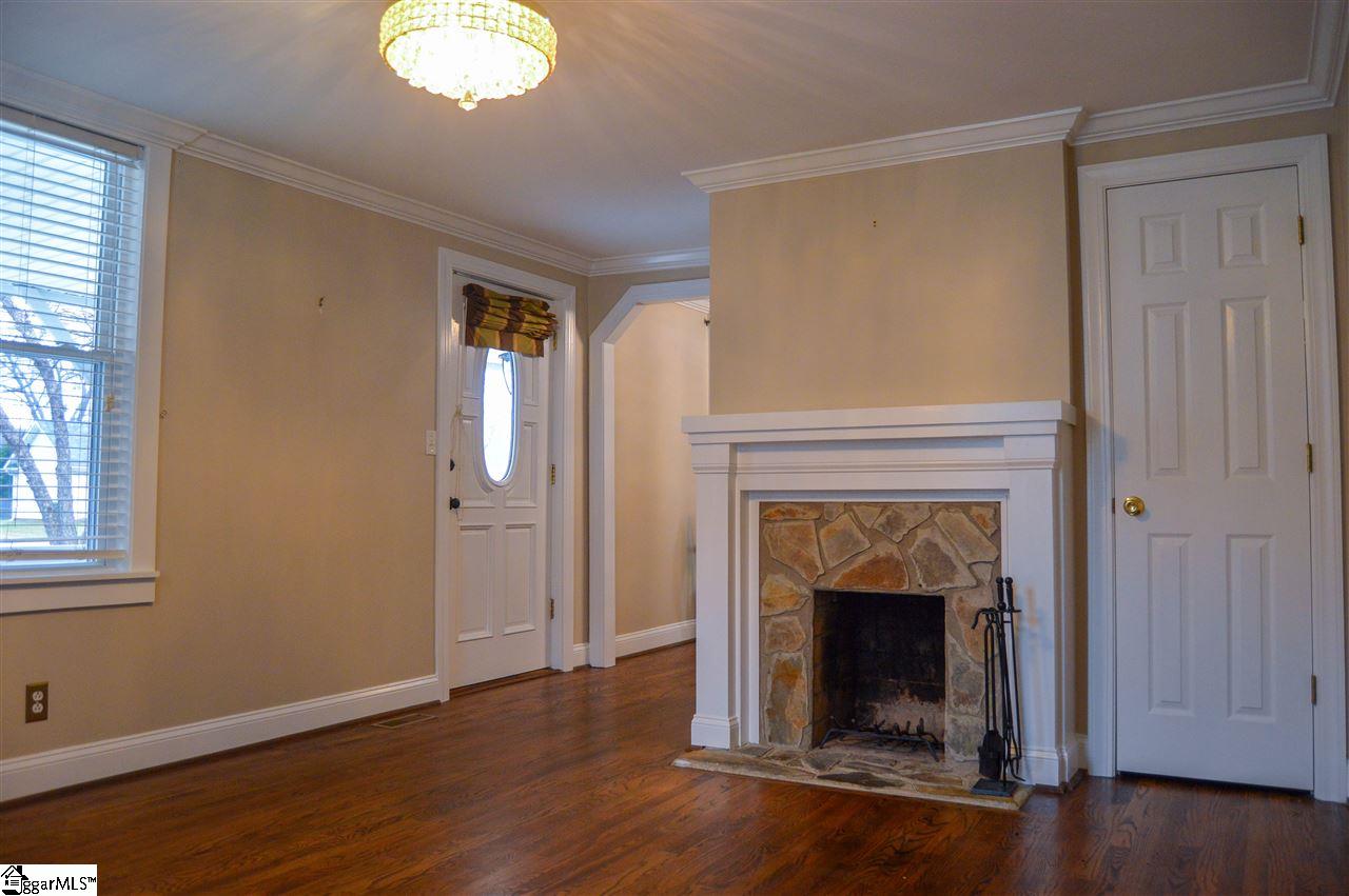401 Hellams Street Fountain Inn, SC 29644 - Photo 6 of 19 Gallery Image 6