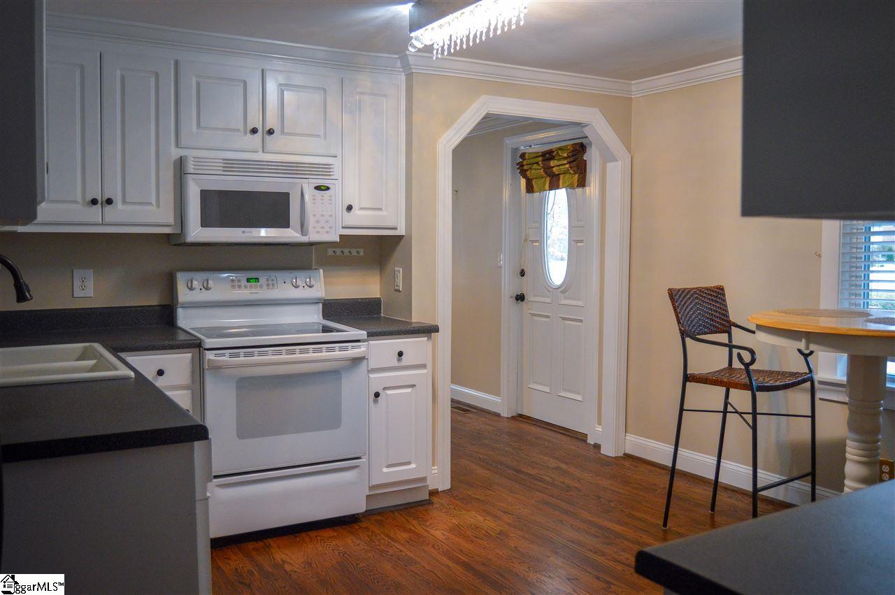 401 Hellams Street Fountain Inn, SC 29644 - Photo 8 of 19 Gallery Image 8