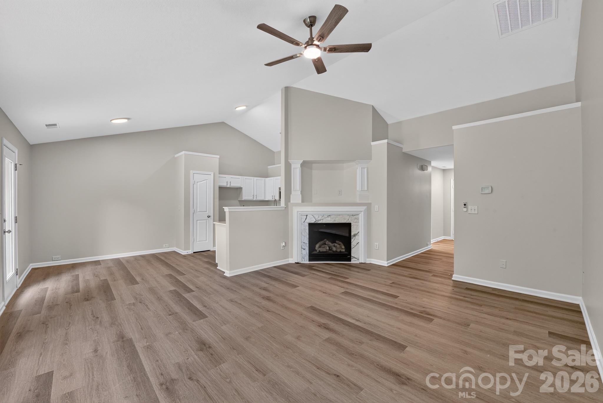 6923 Sunman Road Charlotte, NC 28216 - Photo 5 of 23 Gallery Image 5