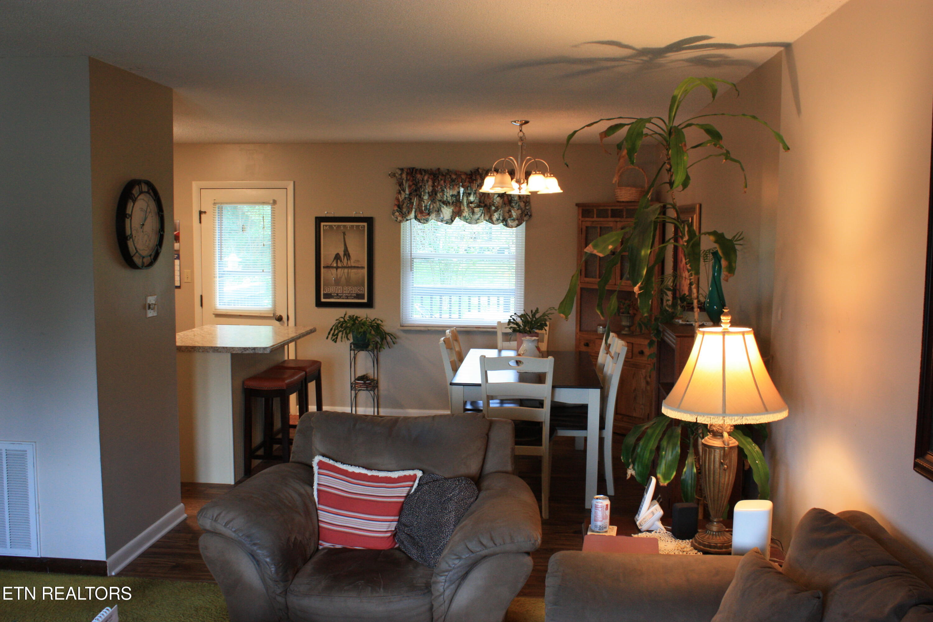 7709 Windsong Road Powell, TN 37849 - Photo 13 of 24 IMG_3059