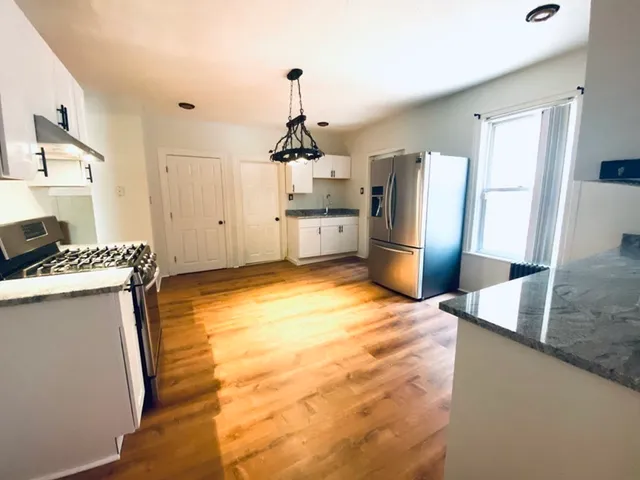 $2,500 | 20 Crystal Street, Unit 1, Worcester, MA 01603