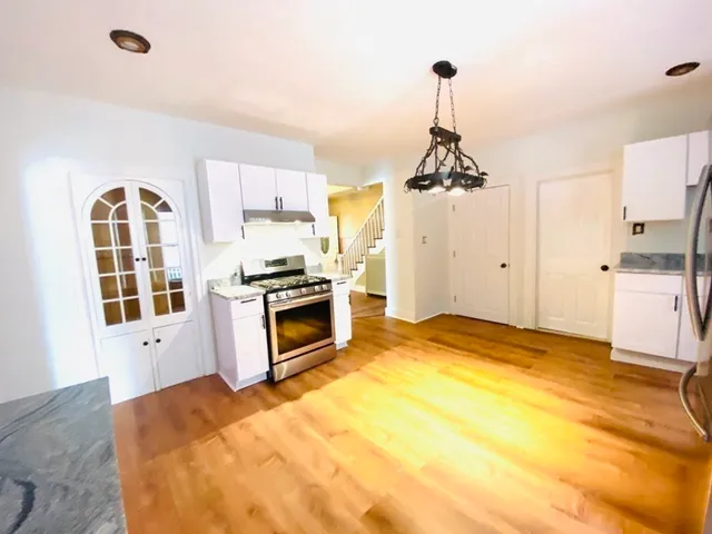 $2,500 | 20 Crystal Street, Unit 1, Worcester, MA 01603