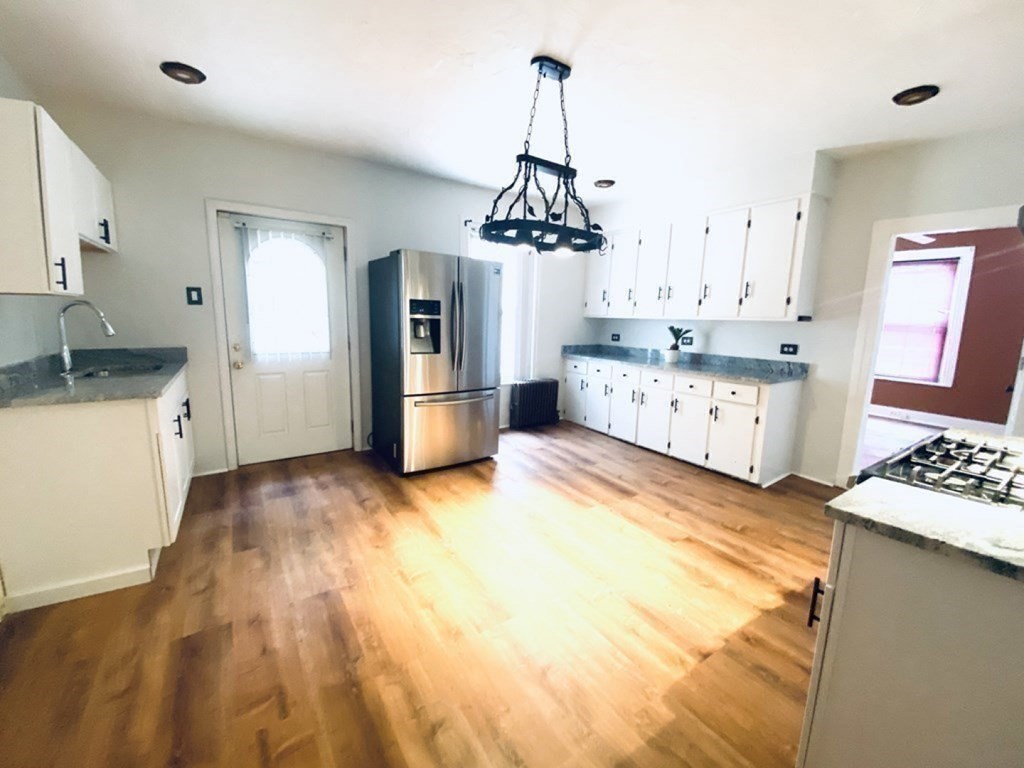 20 Crystal Street, Unit 1 Worcester, MA 01603 - Photo 8 of 19