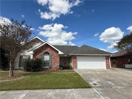$247,000 | 200 Tigerlily Drive, Houma, LA 70360