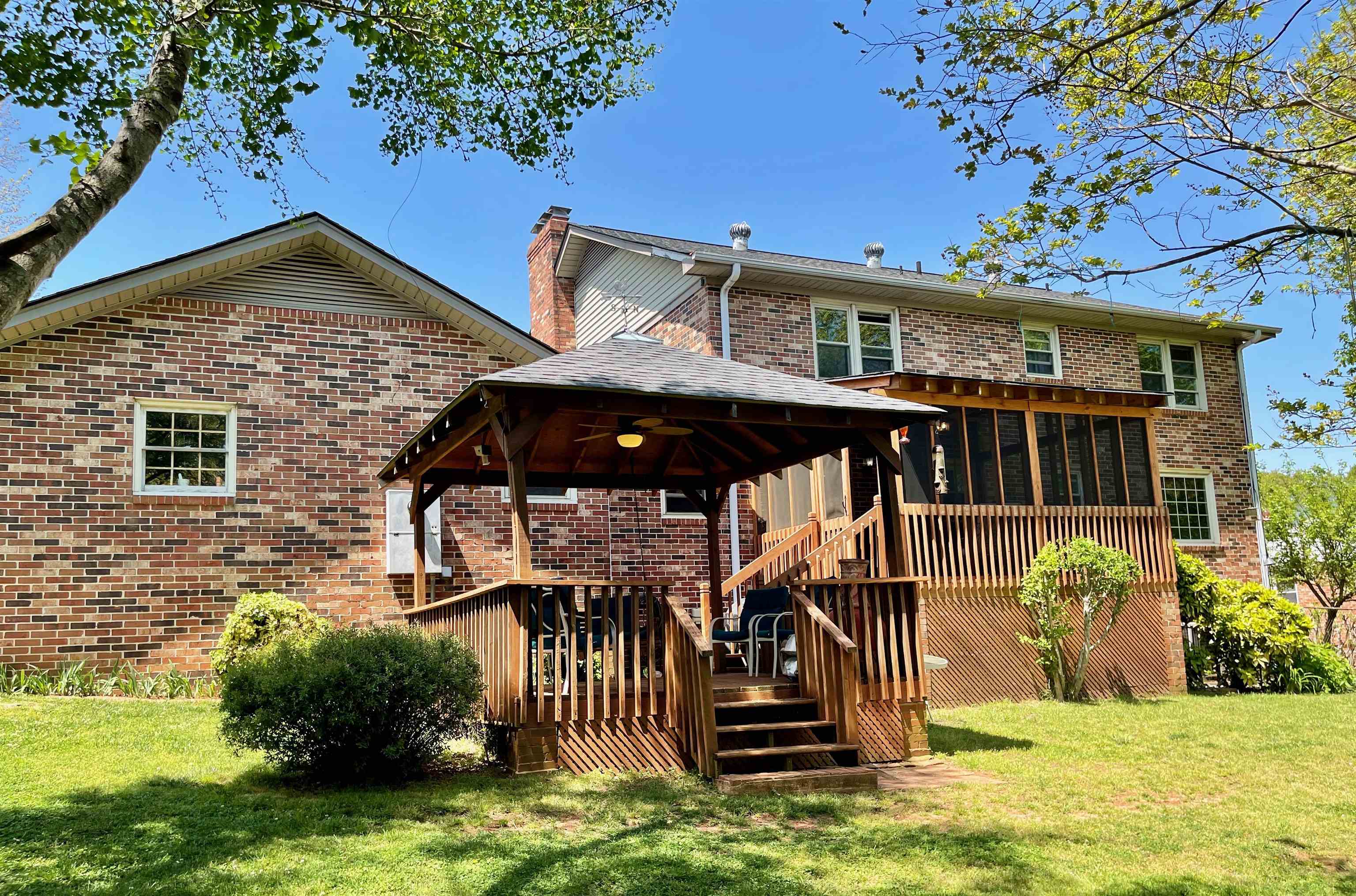 406 Mt Vernon Road Greer, SC 29651 - Photo 32 of 36