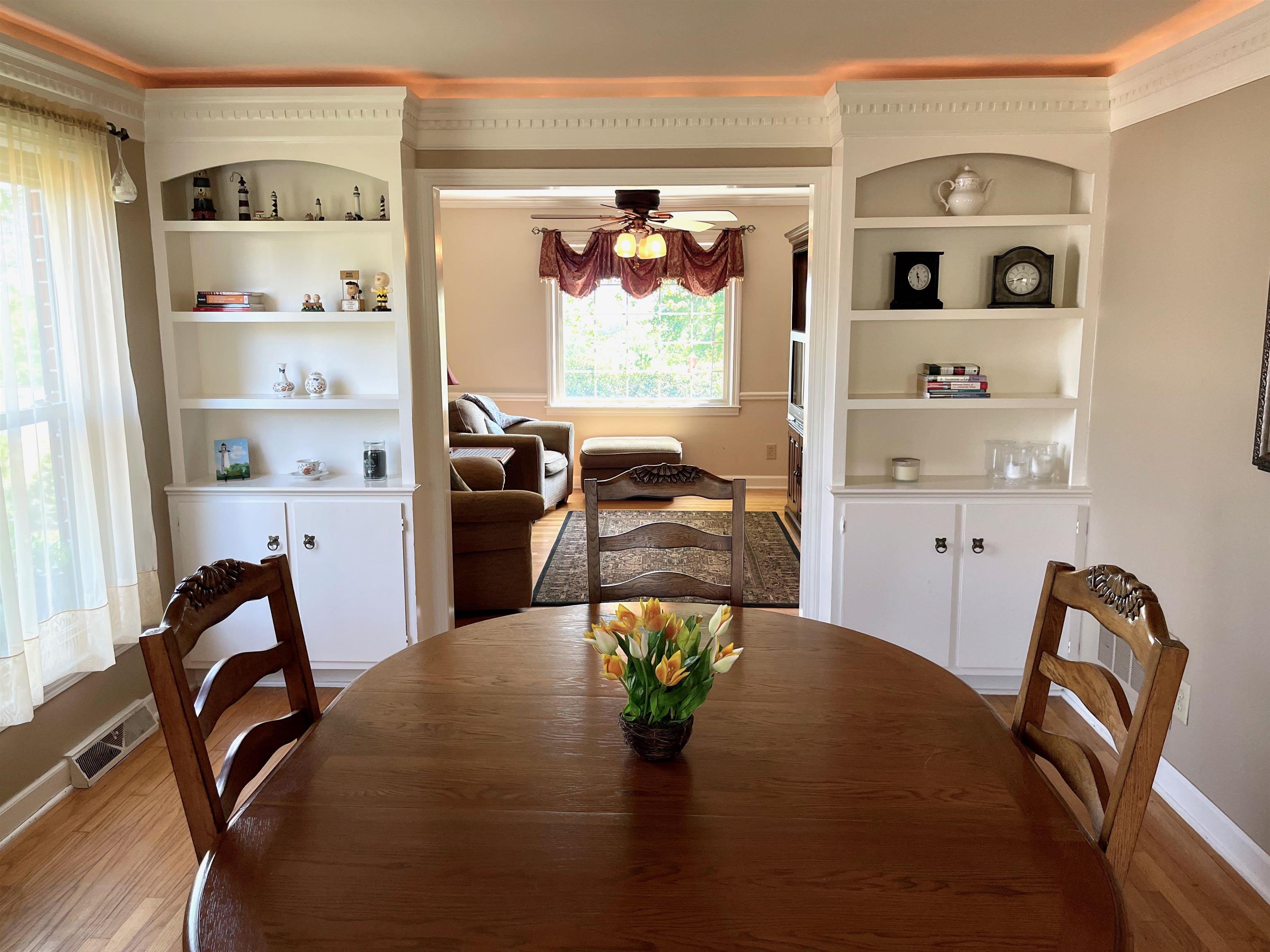 406 Mt Vernon Road Greer, SC 29651 - Photo 6 of 36