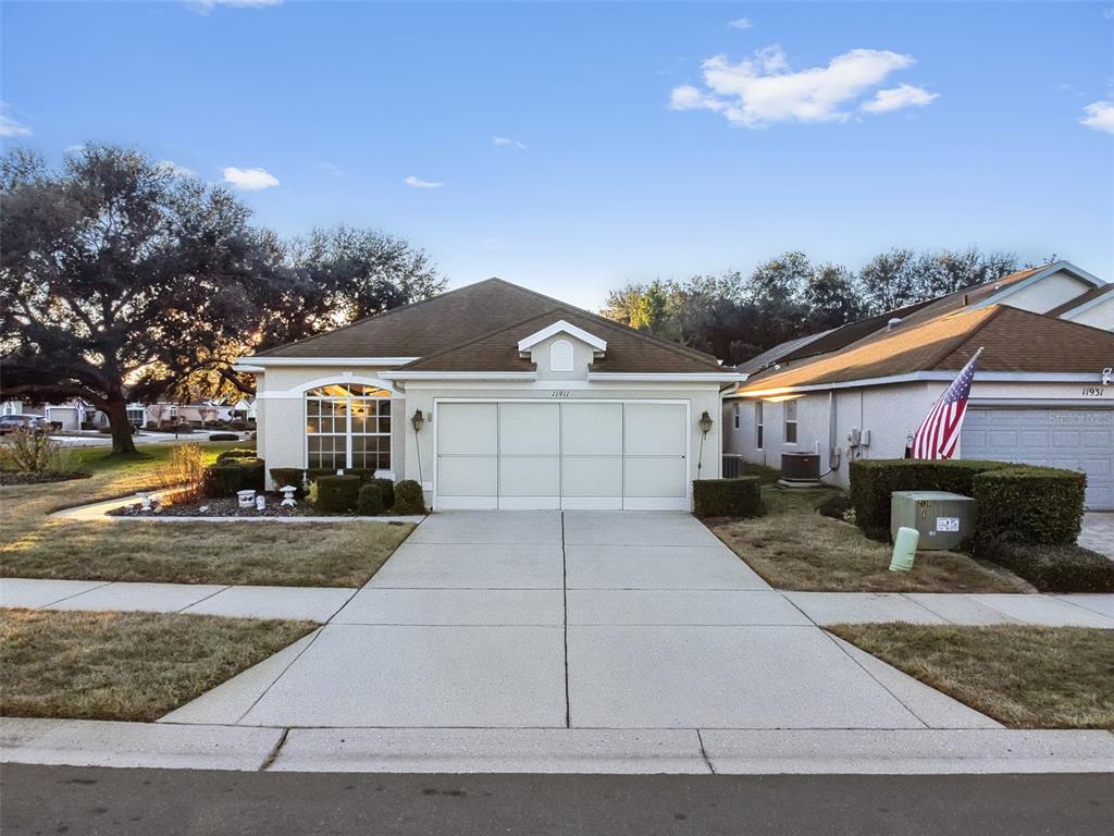 11911 Valley Falls Loop Spring Hill, FL 34609 - Photo 2 of 36