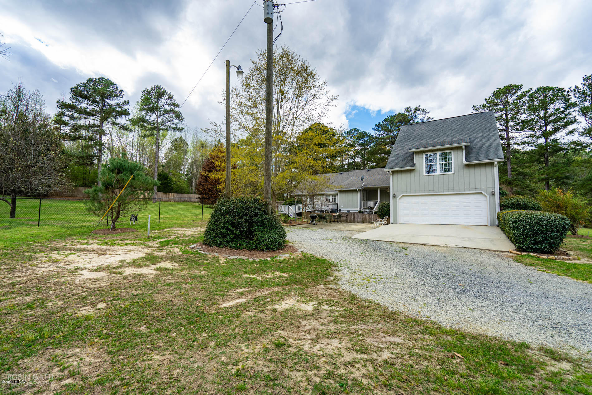 2862 Bonner Gilbert Road Lizella, GA 31052 - Photo 7 of 43 a view of a house with a yard