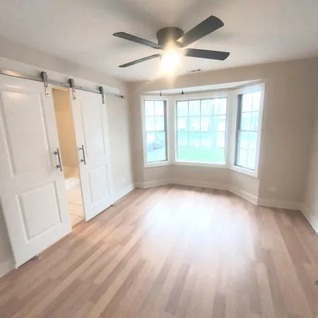 $2,200 | 617 Yale Lane, Unit 617, Island Lake, IL 60042