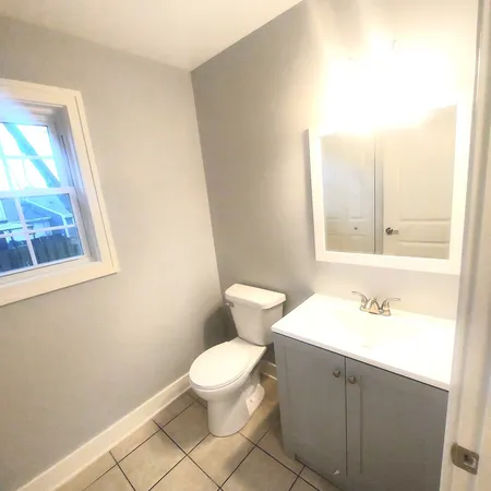 $2,200 | 617 Yale Lane, Unit 617, Island Lake, IL 60042