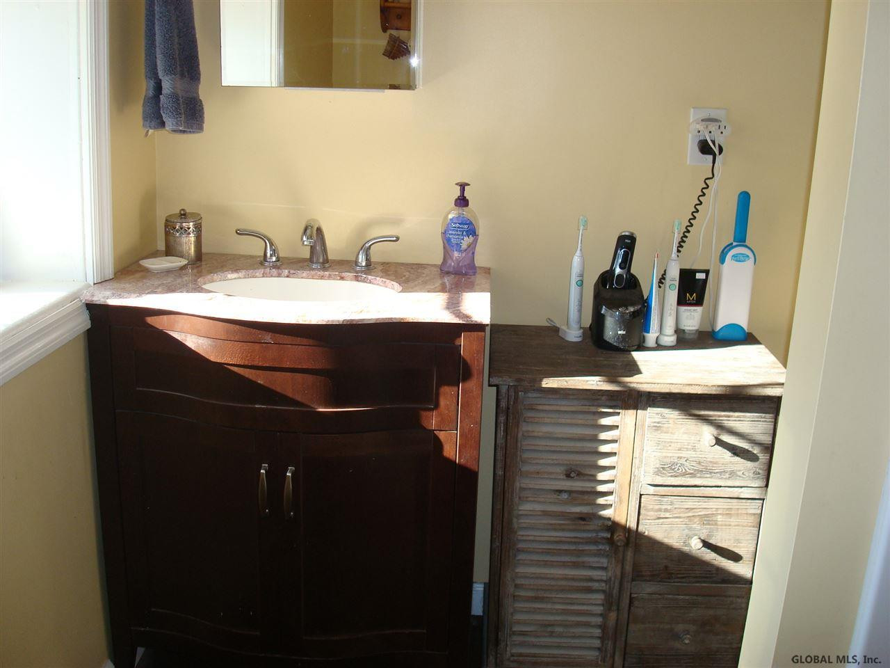 94 Alcove Road Coeymans, NY 12007 - Photo 21 of 49 Photo 21