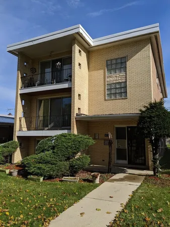 $440,000 | 9731 South Michigan Avenue, Chicago, IL 60628