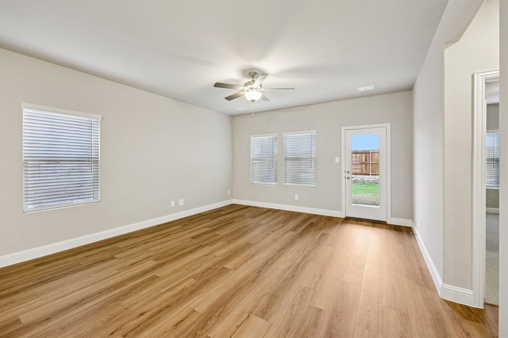 1620 Arches Road Anna, TX 75409 - Photo 14 of 40 Photo is not of the actual home, but is an inspirational photo of builder’s model home and may depict options, furnishings, and/or decorator features that are not included.