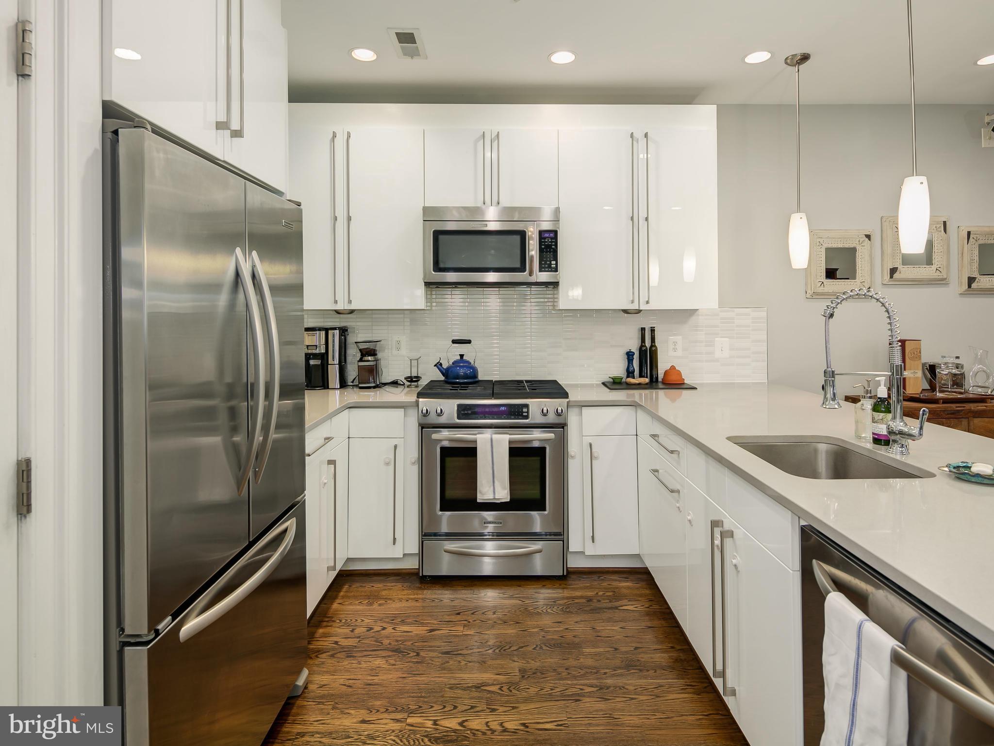 2431 Ontario Road Northwest, Unit 1 Washington, DC 20009 - Photo 4 of 28 Kitchen