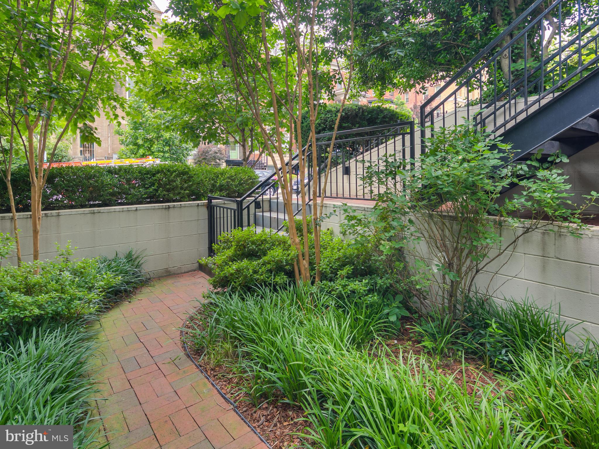 2431 Ontario Road Northwest, Unit 1 Washington, DC 20009 - Photo 9 of 28 Exterior (Front)