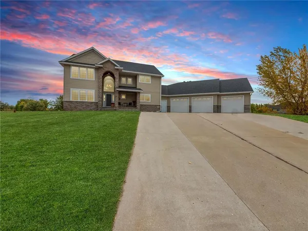 $789,000 | 1599 Donway Court Northeast, Alexandria, MN 56308