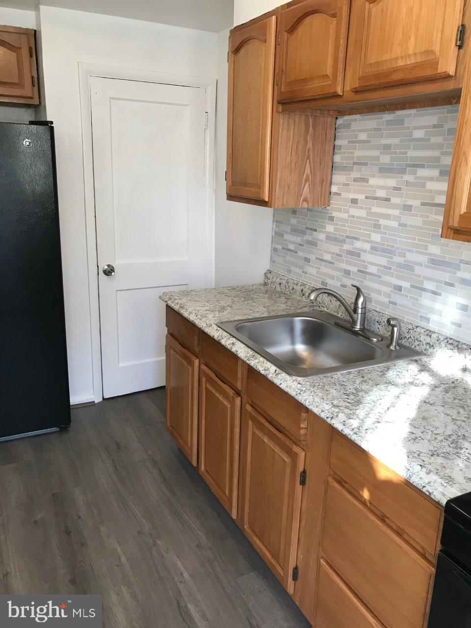 1951 Inverton Road Dundalk, MD 21222 - Photo 5 of 12