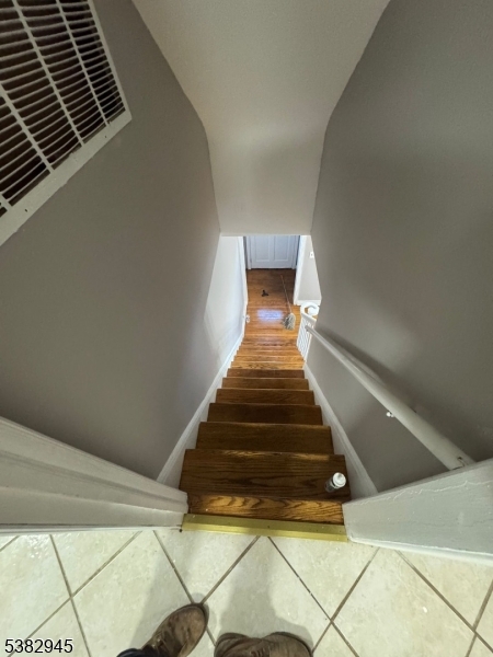 1292 Crescent Avenue Roselle, NJ 07203 - Photo 12 of 35 a view of entryway