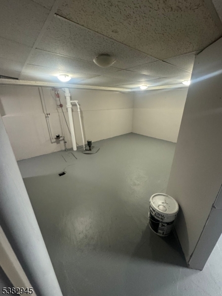 1292 Crescent Avenue Roselle, NJ 07203 - Photo 33 of 35