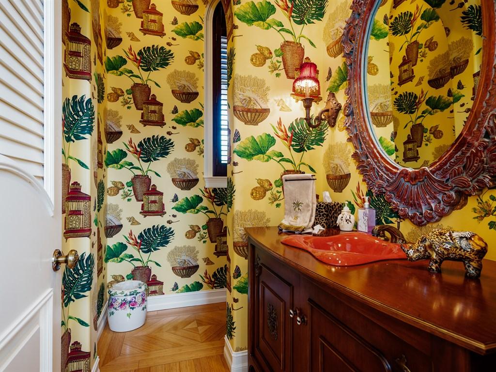 324 East Alexander Palm Road Boca Raton, FL 33432 - Photo 23 of 48 017_Powder Room