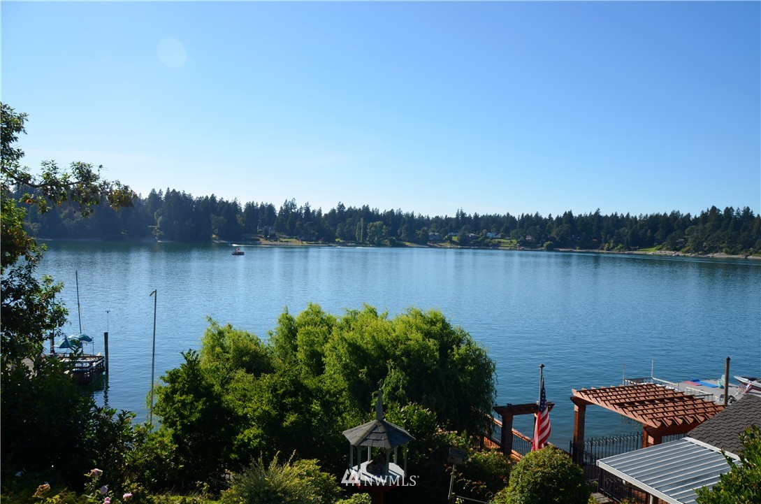 12224 Nyanza Road Southwest Lakewood, WA 98499 - Photo 1 of 25 Gallery Image 1