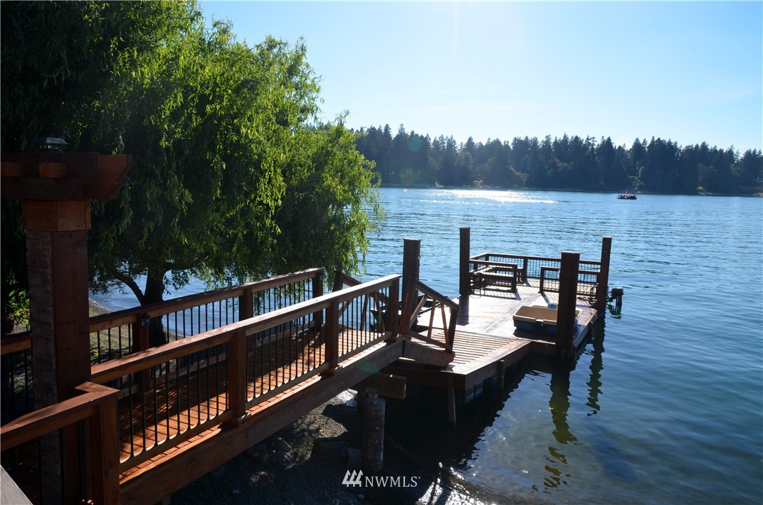 12224 Nyanza Road Southwest Lakewood, WA 98499 - Photo 2 of 25 Gallery Image 2