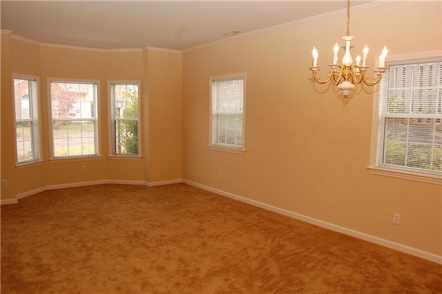 2106 Roderick Place West Franklin, TN 37064 - Photo 5 of 14 Large dining room! (13x9)