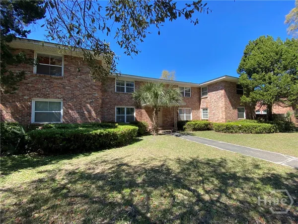 $1,600 | 3605 Bull Street, Unit 3, Savannah, GA 31405