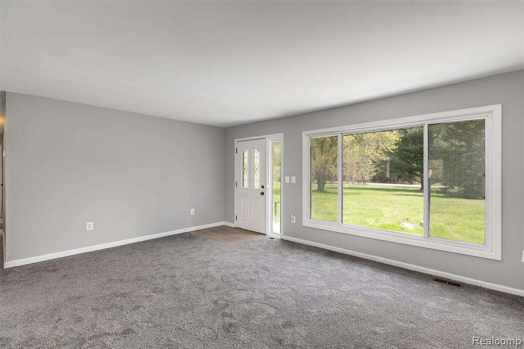 14311 Harris Road Millington, MI 48746 - Photo 7 of 35 Gallery Image 7
