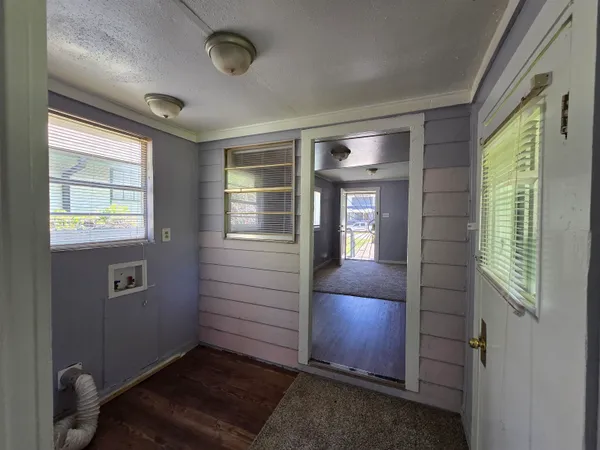 $850 | 1320 Faxon Avenue, Unit 2, Memphis, TN 38104