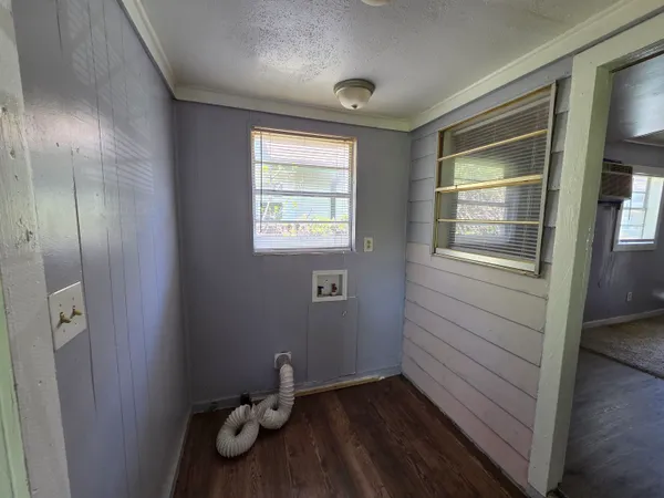 $850 | 1320 Faxon Avenue, Unit 2, Memphis, TN 38104