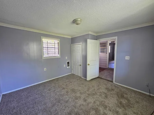 $850 | 1320 Faxon Avenue, Unit 2, Memphis, TN 38104