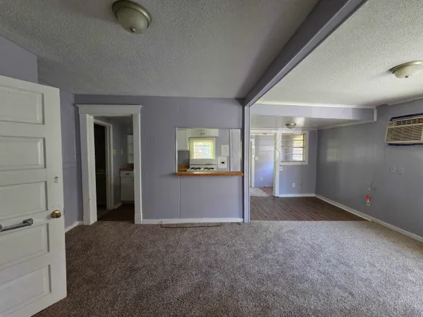 $850 | 1320 Faxon Avenue, Unit 2, Memphis, TN 38104