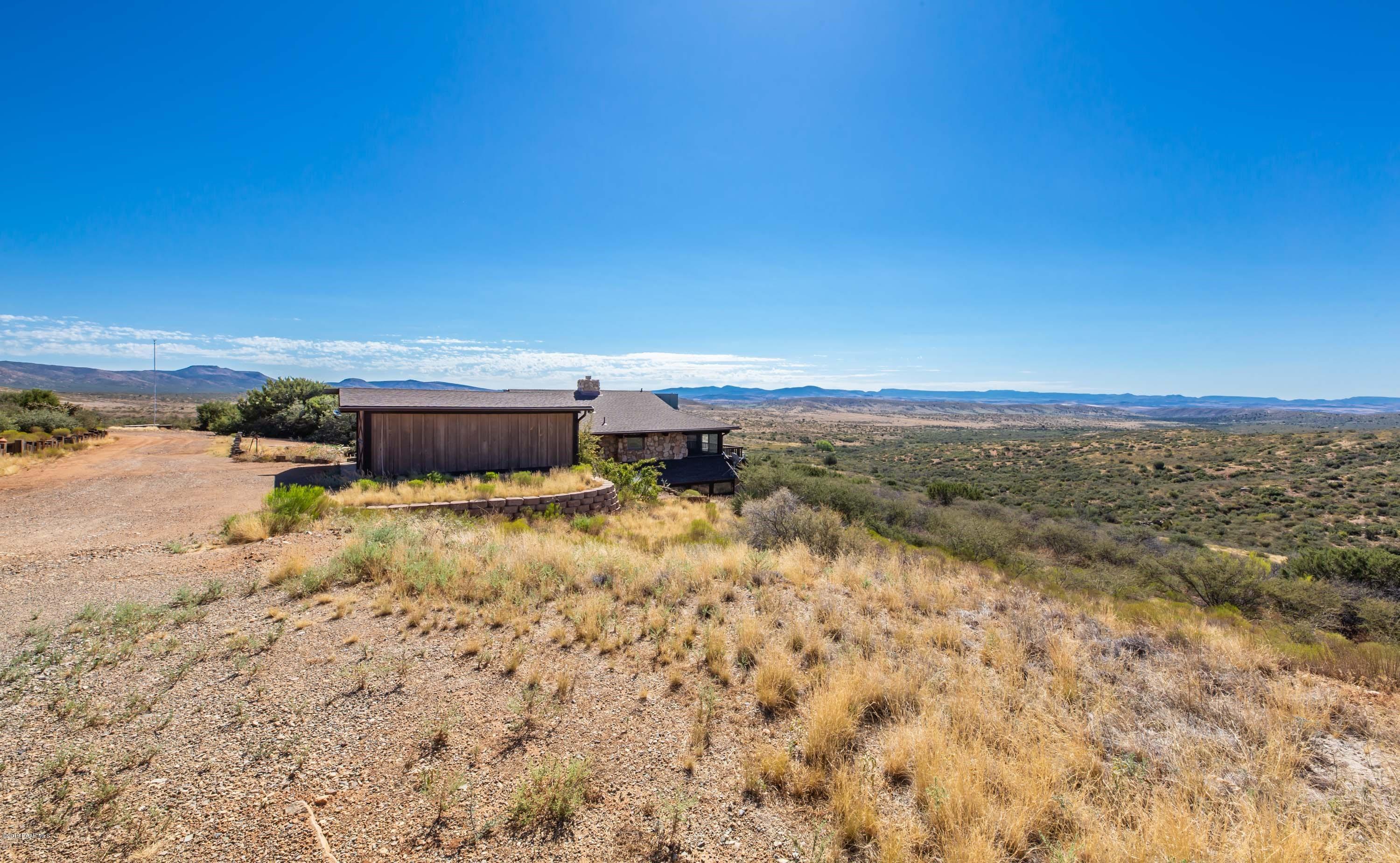1950 South Orme Road Dewey, AZ 86327 - Photo 14 of 24 015_Side of Home