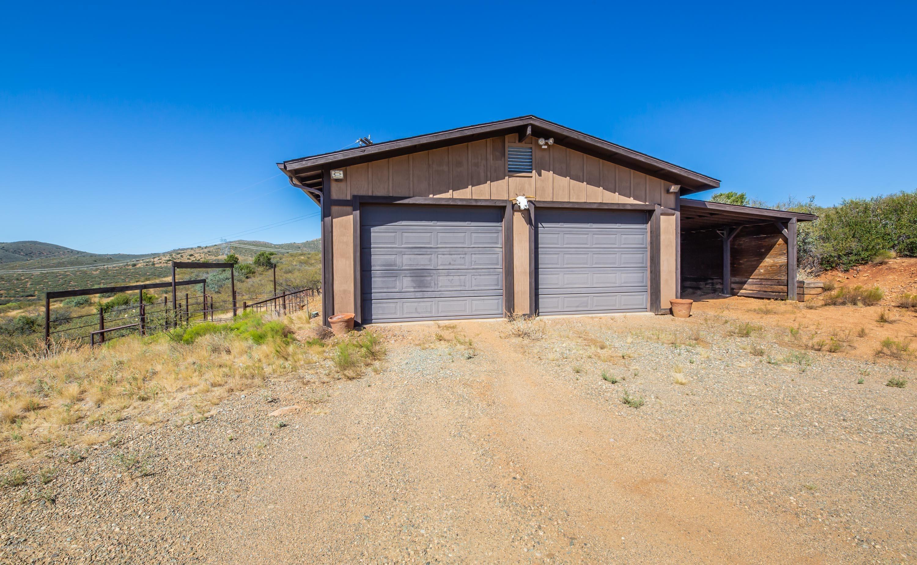1950 South Orme Road Dewey, AZ 86327 - Photo 15 of 24 016_Garage