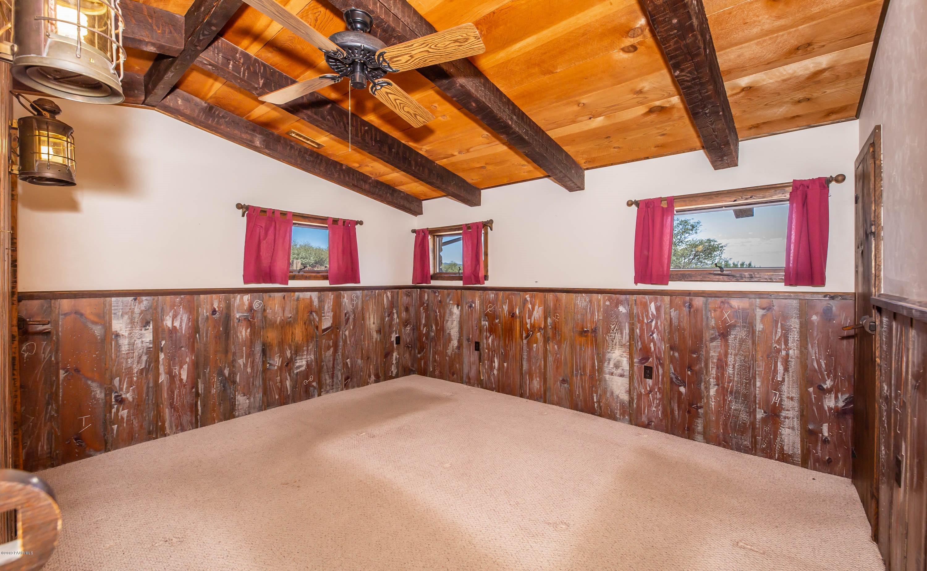 1950 South Orme Road Dewey, AZ 86327 - Photo 6 of 24 007_Bedroom