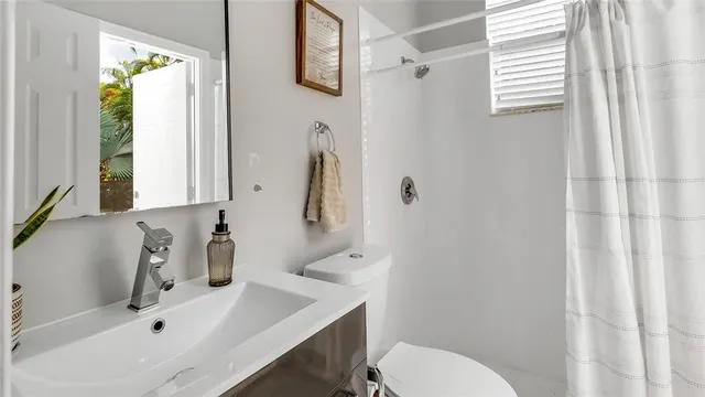 $770,000 | 5252 Northwest 51st Street, Coconut Creek, FL 33073