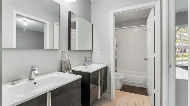 $770,000 | 5252 Northwest 51st Street, Coconut Creek, FL 33073