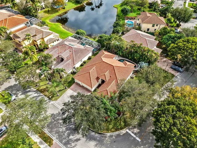 $770,000 | 5252 Northwest 51st Street, Coconut Creek, FL 33073