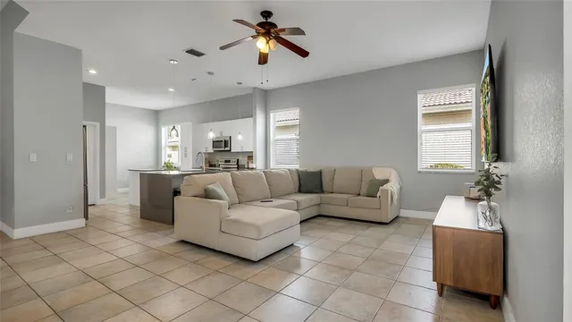 $770,000 | 5252 Northwest 51st Street, Coconut Creek, FL 33073