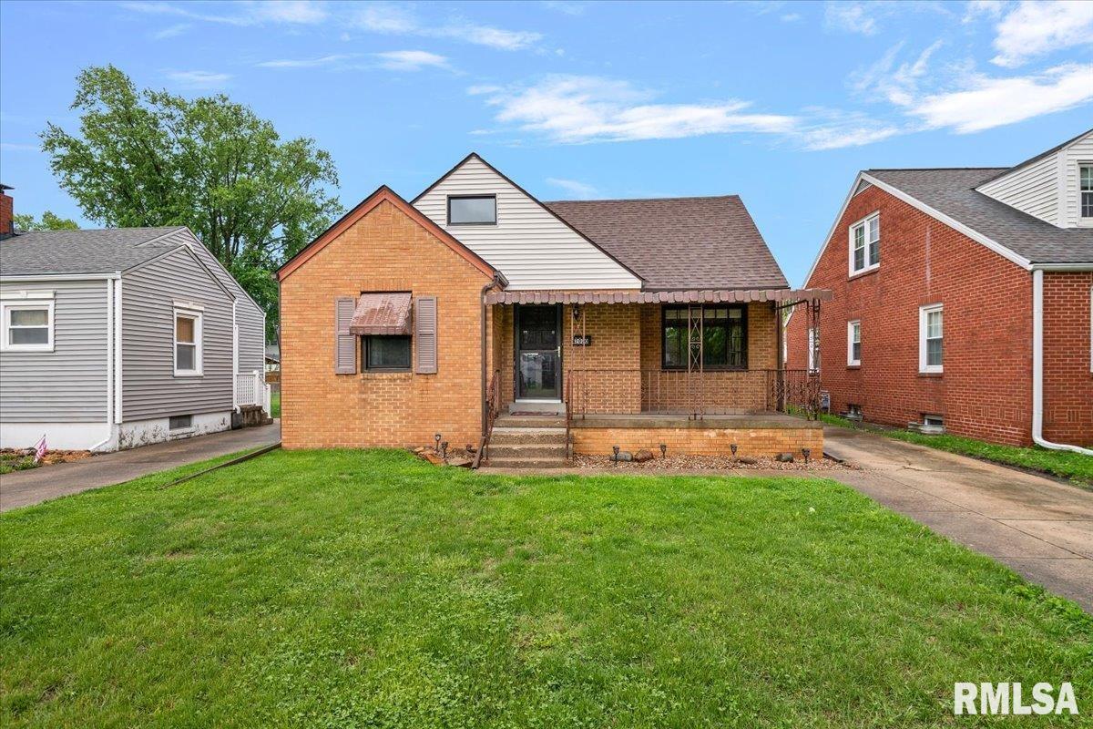 2020 Marland Street Springfield, IL 62702 - Photo 1 of 30