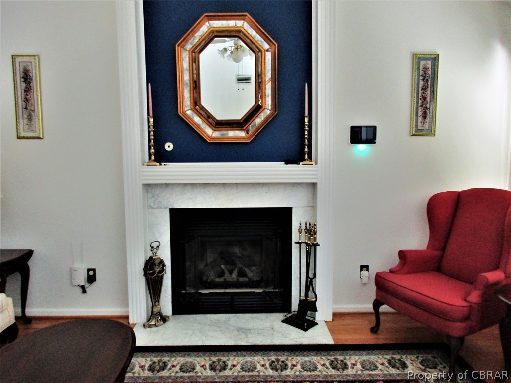 19 Ridge Wood Drive Hampton, VA 23666 - Photo 7 of 29 Gallery Image 7