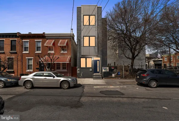 $3,700 | 873 Moyer Street, Philadelphia, PA 19125