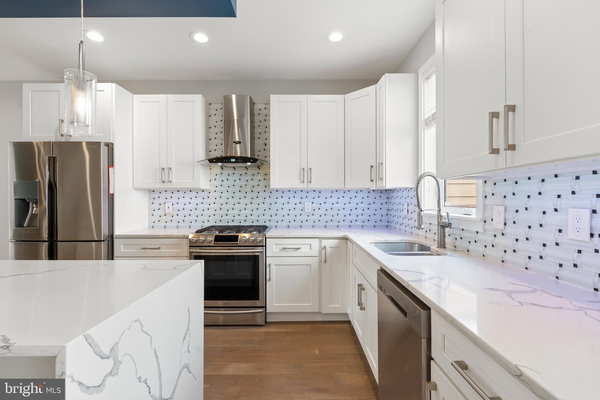 873 Moyer Street Philadelphia, PA 19125 - Photo 11 of 38