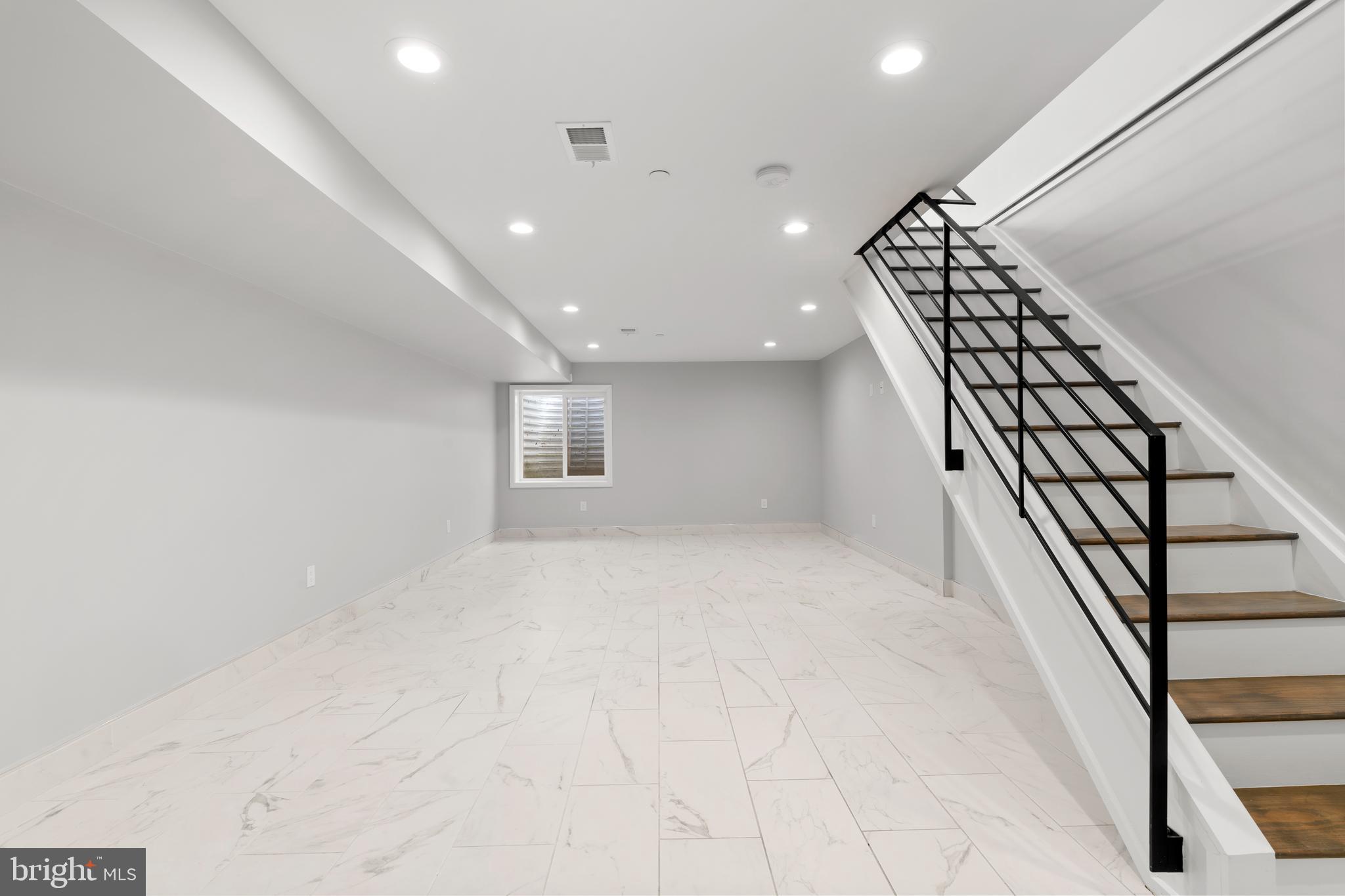 873 Moyer Street Philadelphia, PA 19125 - Photo 17 of 38