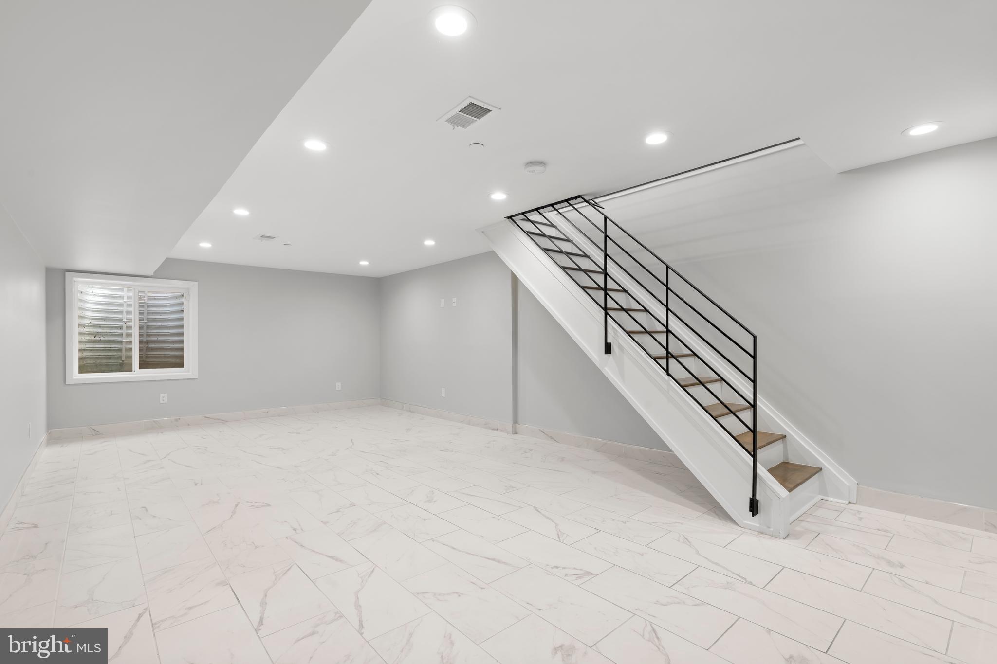 873 Moyer Street Philadelphia, PA 19125 - Photo 18 of 38