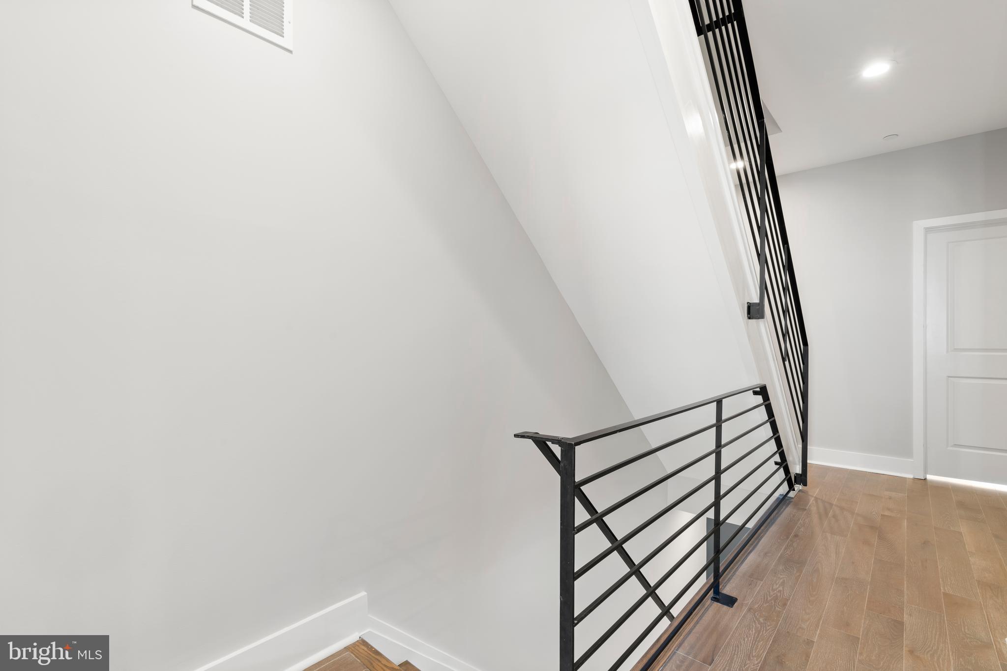 873 Moyer Street Philadelphia, PA 19125 - Photo 20 of 38