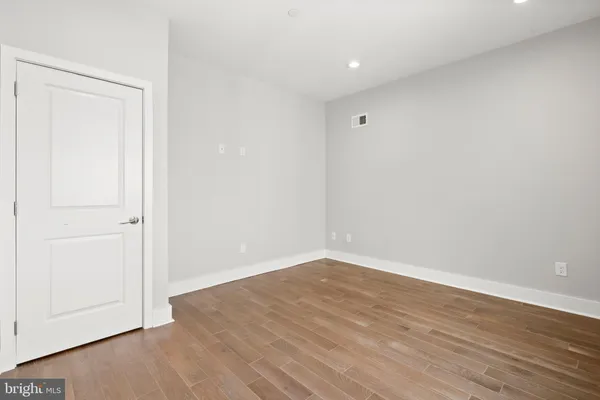 $3,700 | 873 Moyer Street, Philadelphia, PA 19125